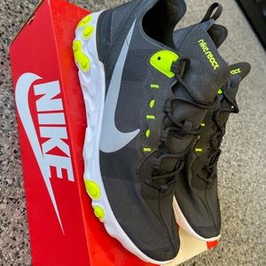 Nike React Element 55 - size 10.5 great condition